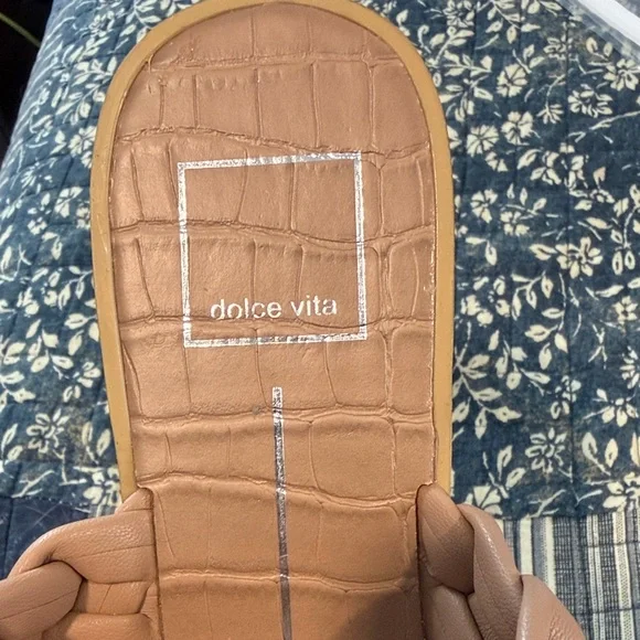 Dolce Vita Braided Tan Sandals NWOT - Picture 3 of 4